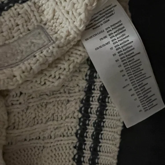 Taylor Swift Folklore re-release cardigan - Picture 5 of 6
